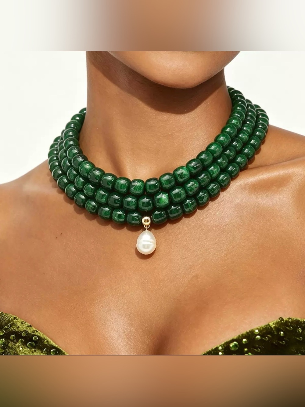 3-Strand Emerald Green Beaded Choker Necklace With Pearl Drop